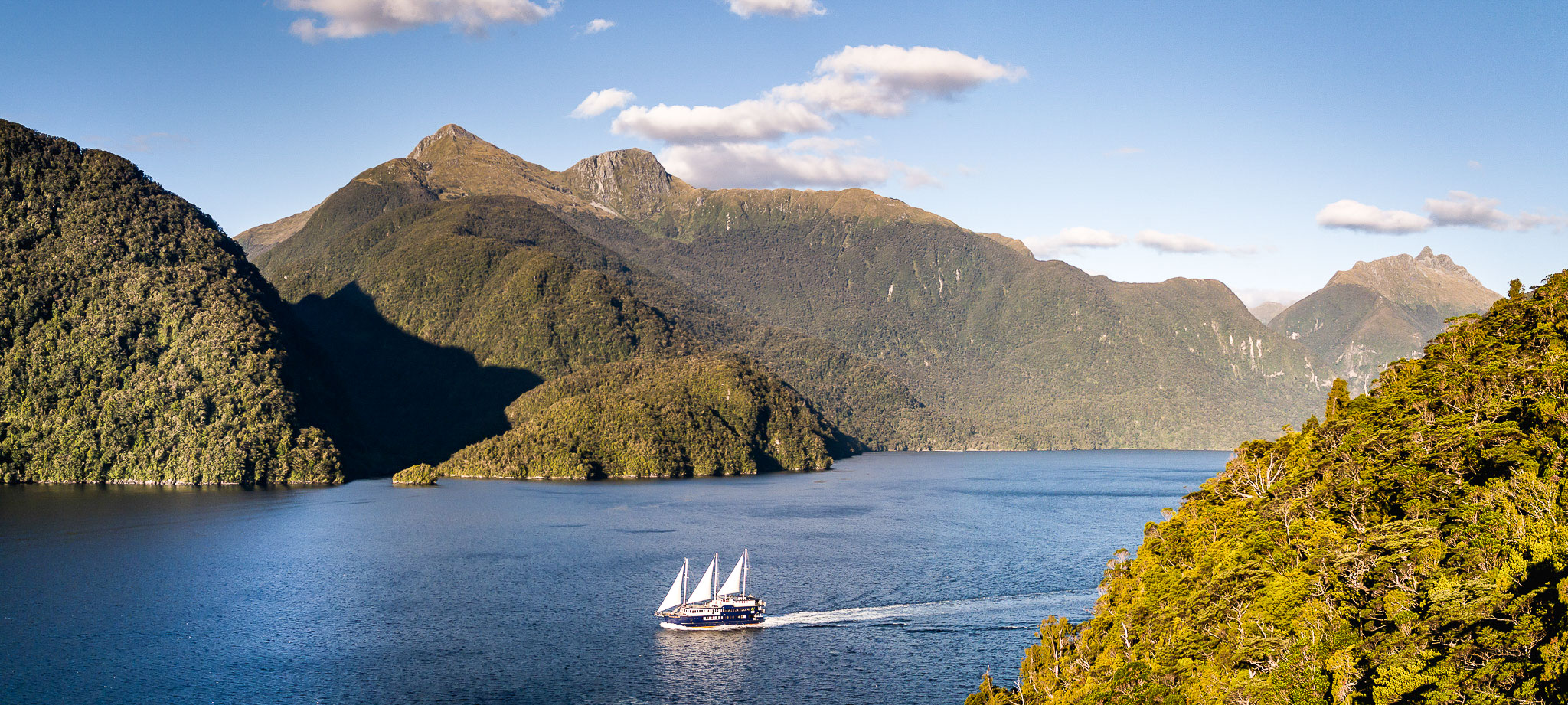 doubtful sound tours from manapouri